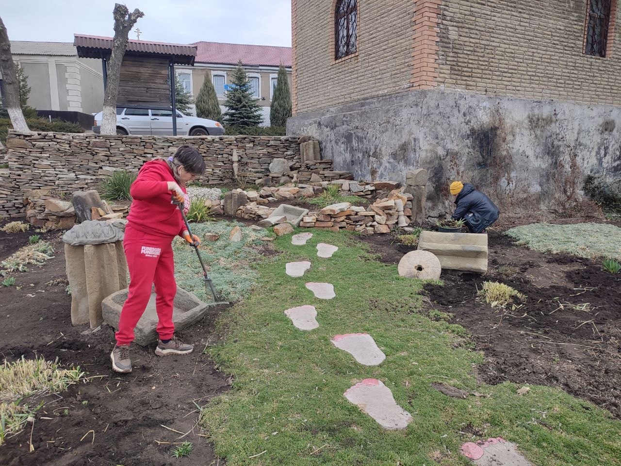 Жители Городище провели в поселке масштабный субботник Жители Городище провели в поселке масштабный субботник