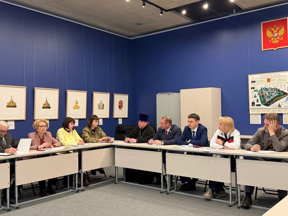 ЛНР посетили представители Госсовета РФ ЛНР посетили представители Госсовета РФ