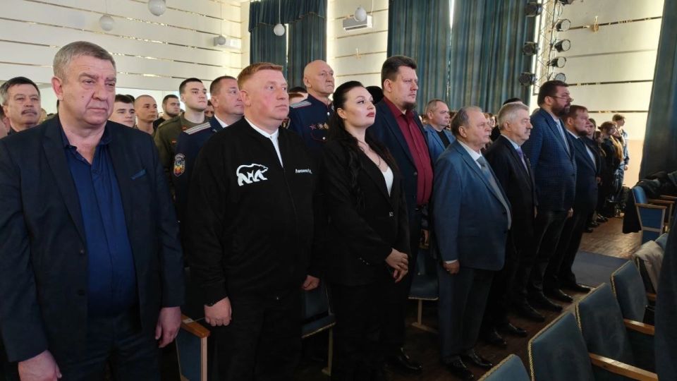Виктор Водолацкий: Сегодня принял участие в торжественном мероприятии, посвященном 106-й годовщине со дня основания Луганского государственного университета имени Владимира Даля Виктор Водолацкий: Сегодня принял участие в торжественном мероприятии, посвященном 106-й годовщине со дня основания Луганского государственного университета имени Владимира Даля