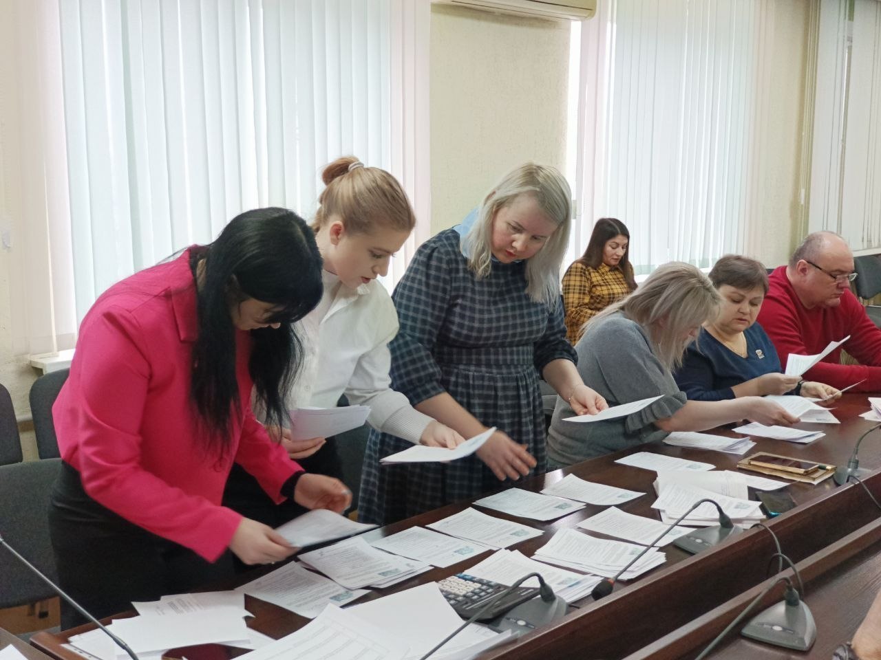 Андрей Рубанцов: Сегодня провёл заседании общественной комиссии по организации и проведению голосования по отбору территорий, подлежащих благоустройству в рамках реализации программы формирования современной городской среды Андрей Рубанцов: Сегодня провёл заседании общественной комиссии по организации и проведению голосования по отбору территорий, подлежащих благоустройству в рамках реализации программы формирования современной городской среды