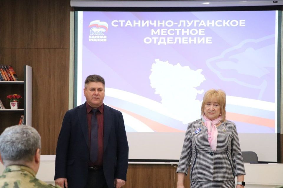 Единороссы поздравили военнослужащих с Днем войск национальной гвардии Единороссы поздравили военнослужащих с Днем войск национальной гвардии