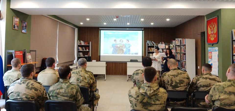 Сегодня 27 марта на базе «Станично-Луганской центральной библиотеки» состоялись «Гризодубовские чтения», посвящённые 85 – летию создания Антифашистского комитета советских женщин Сегодня 27 марта на базе «Станично-Луганской центральной библиотеки» состоялись «Гризодубовские чтения», посвящённые 85 – летию создания Антифашистского комитета советских женщин
