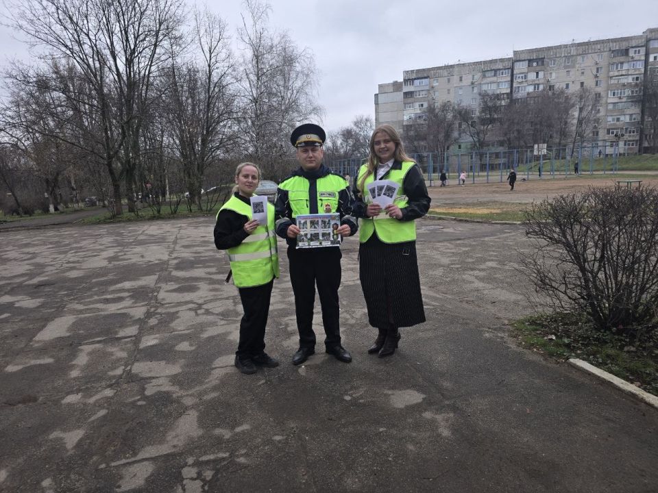 Госавтоинспекция и родительский патруль объединяет усилия ради безопасности детей на дороге! Госавтоинспекция и родительский патруль объединяет усилия ради безопасности детей на дороге!