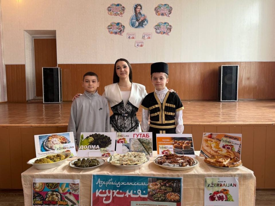 В школах города с размахом прошли гастрономические фестивали «Кухни народов России»! В школах города с размахом прошли гастрономические фестивали «Кухни народов России»!