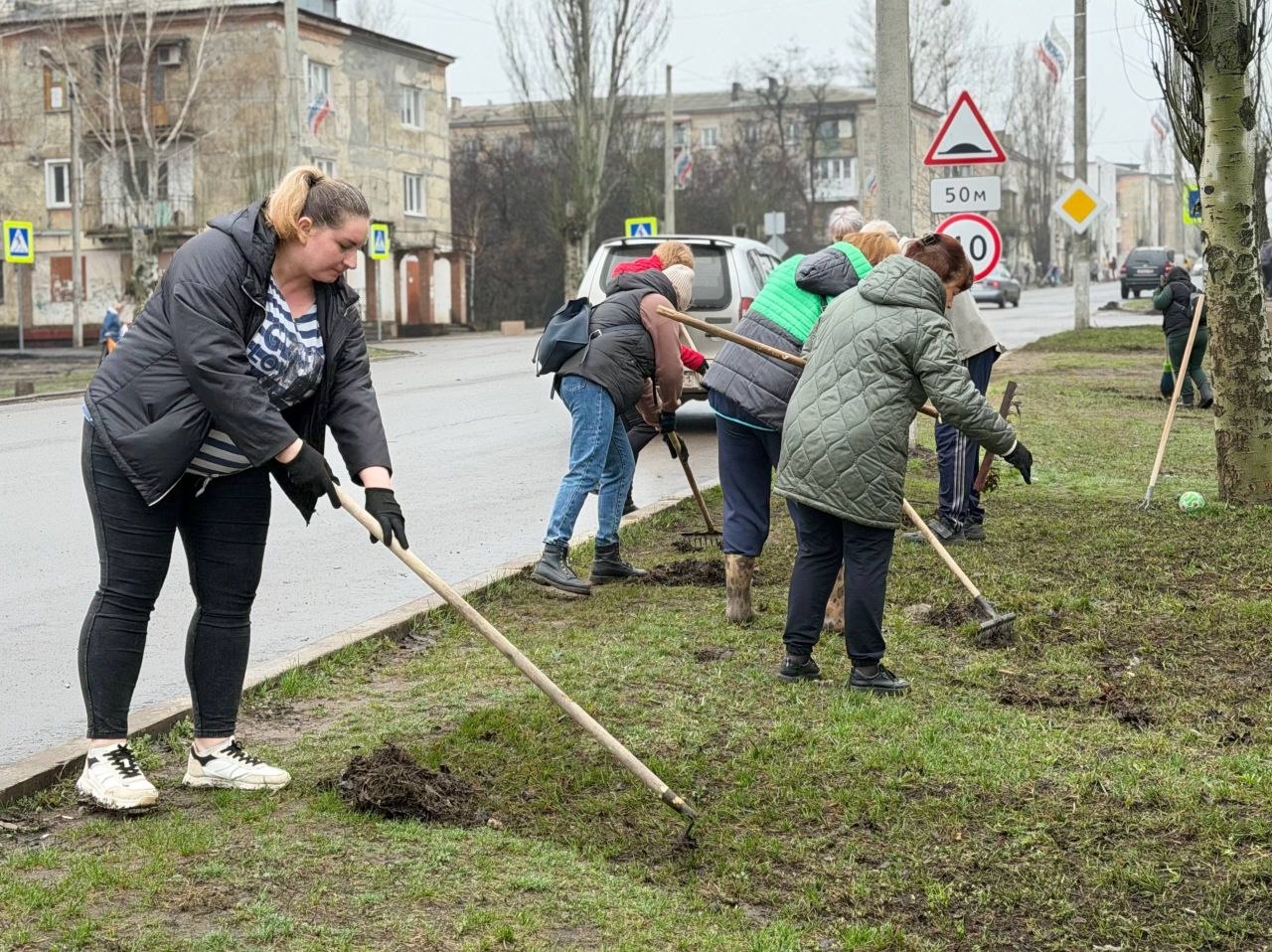 Сергей Колягин: Сегодня в Первомайске прошло общественное мероприятие по благоустройству одной из главных улиц города Сергей Колягин: Сегодня в Первомайске прошло общественное мероприятие по благоустройству одной из главных улиц города