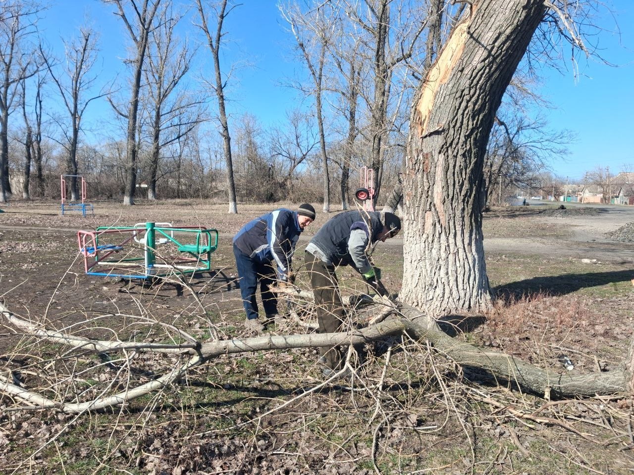 Благоустройство пгт Новодарьевка Благоустройство пгт Новодарьевка