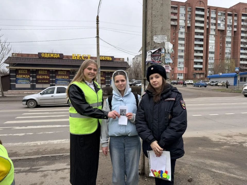 Госавтоинспекция и родительский патруль объединяет усилия ради безопасности детей на дороге! Госавтоинспекция и родительский патруль объединяет усилия ради безопасности детей на дороге!