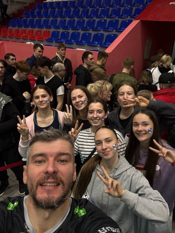 Спорт объединяет: Луганск — Нижний Новгород Спорт объединяет: Луганск — Нижний Новгород