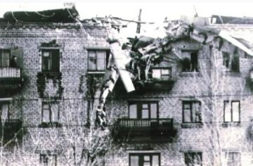 Страшная месть пилота за измены жены: Угнал самолет и направил его на многоэтажку