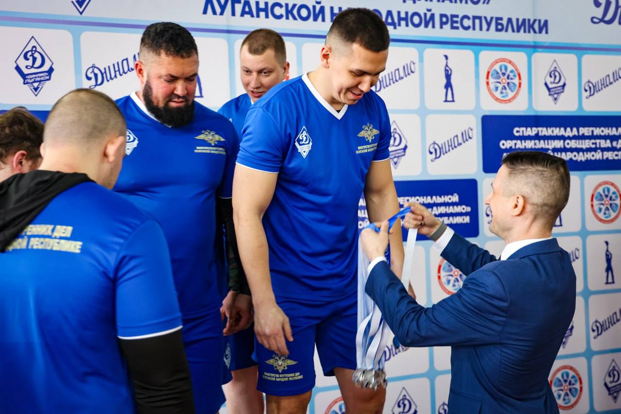 Команда регионального МВД стала серебряным призёром в организованных Обществом «Динамо» соревнованиях по перетягиванию каната Команда регионального МВД стала серебряным призёром в организованных Обществом «Динамо» соревнованиях по перетягиванию каната