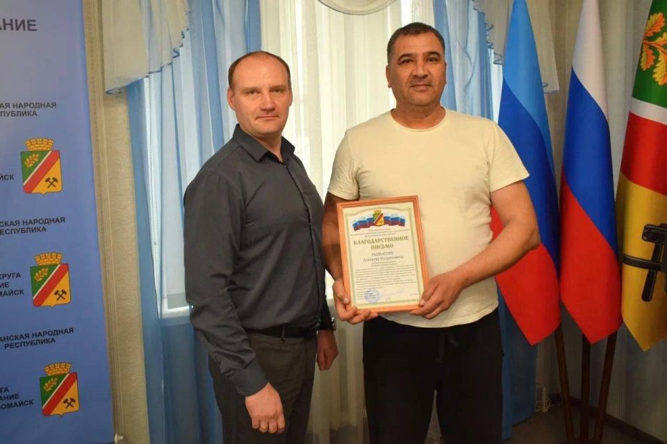 Сергей Колягин: С чувством глубокого уважения и благодарности провожаем очередную аварийную бригаду из Калужской области, которая успешно справилась с поставленными задачами и завершила свою работу на территории нашего округа Сергей Колягин: С чувством глубокого уважения и благодарности провожаем очередную аварийную бригаду из Калужской области, которая успешно справилась с поставленными задачами и завершила свою работу на территории нашего округа