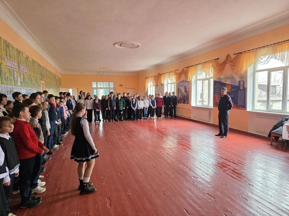 Профилактическая линейка в школе: безопасность превыше всего!