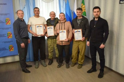 Сергей Колягин: С чувством глубокого уважения и благодарности провожаем очередную аварийную бригаду из Калужской области, которая успешно справилась с поставленными задачами и завершила свою работу на территории нашего округа