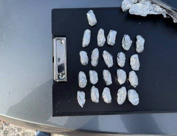 В Алчевске задержали двух женщин по подозрению в сбыте наркотиков