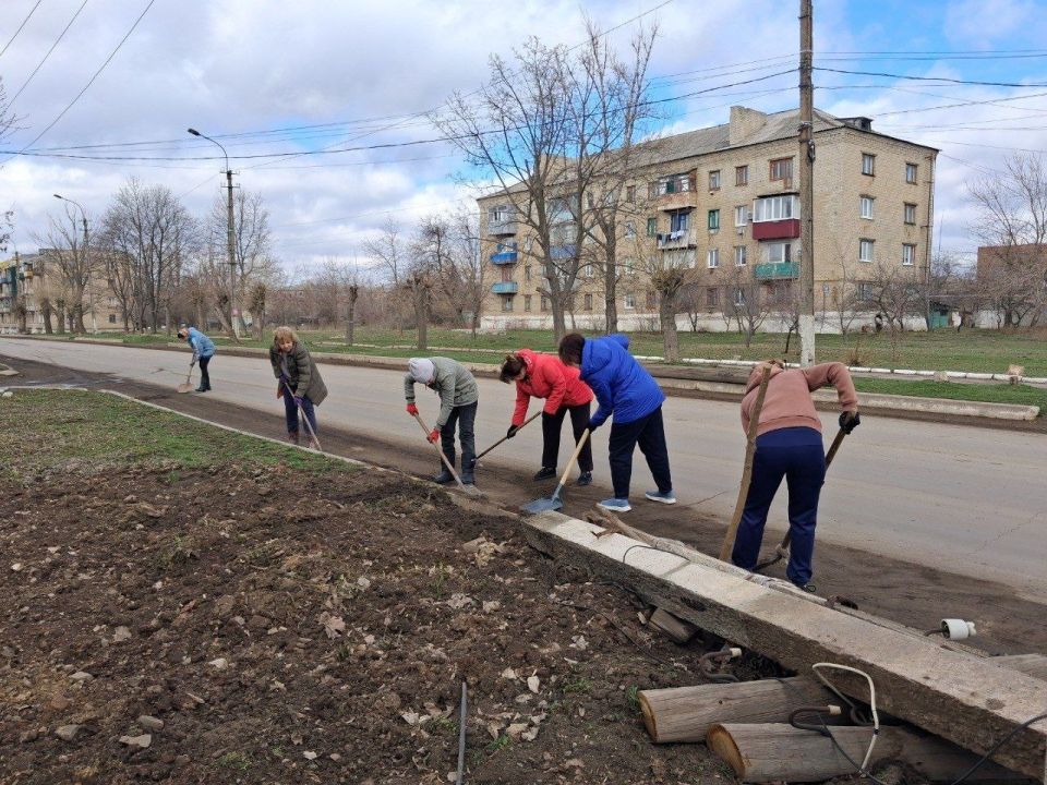 Работы по наведению порядка прошли на территориях, подведомственных администрации Работы по наведению порядка прошли на территориях, подведомственных администрации