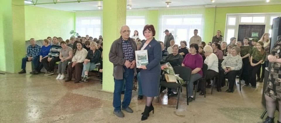 В Доме культуры им. Ленина пгт Новодарьевка состоялся юбилейный праздник, посвящённый 150-летию посёлка В Доме культуры им. Ленина пгт Новодарьевка состоялся юбилейный праздник, посвящённый 150-летию посёлка