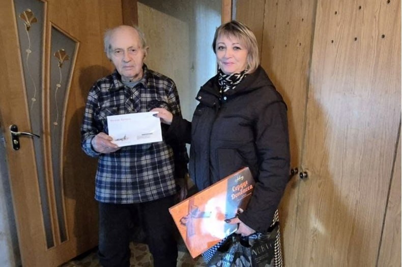 В пгт Шахтерский поздравили участника ВОВ с днём рождения В пгт Шахтерский поздравили участника ВОВ с днём рождения