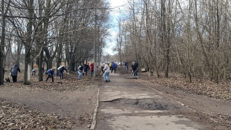 Джан Погодин-Новиков: Сегодня принял участие в общегородском субботнике, инициированном Главой городского округа Сергеем Соловьевым Джан Погодин-Новиков: Сегодня принял участие в общегородском субботнике, инициированном Главой городского округа Сергеем Соловьевым