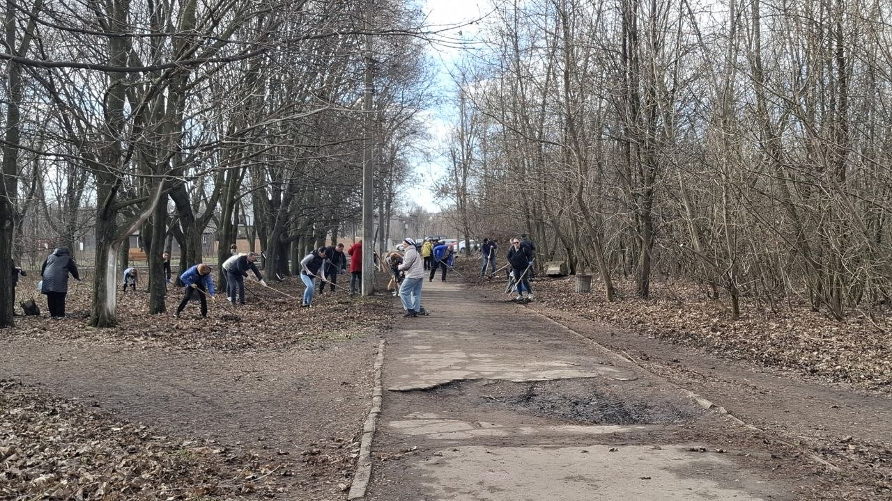 Джан Погодин-Новиков: Сегодня принял участие в общегородском субботнике, инициированном Главой городского округа Сергеем Соловьевым Джан Погодин-Новиков: Сегодня принял участие в общегородском субботнике, инициированном Главой городского округа Сергеем Соловьевым