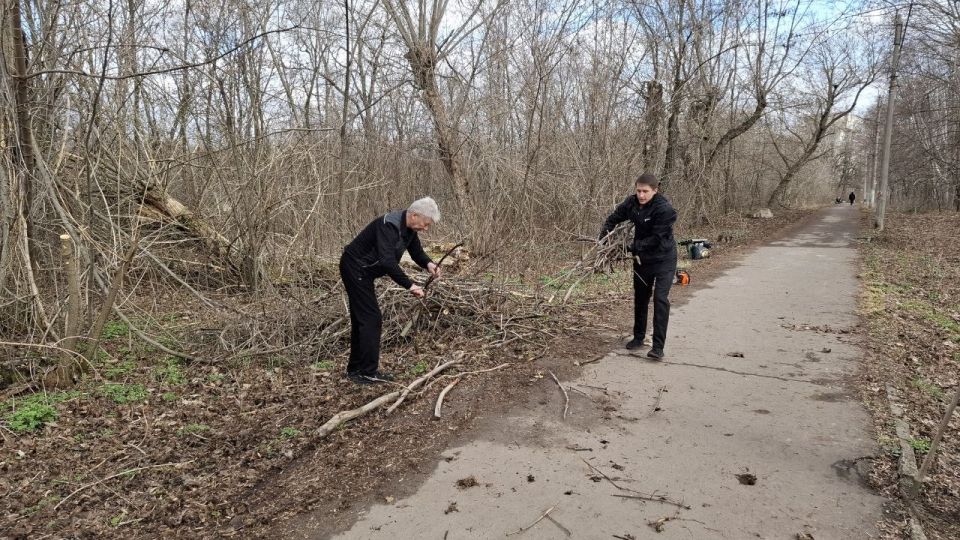 Джан Погодин-Новиков: Сегодня принял участие в общегородском субботнике, инициированном Главой городского округа Сергеем Соловьевым Джан Погодин-Новиков: Сегодня принял участие в общегородском субботнике, инициированном Главой городского округа Сергеем Соловьевым
