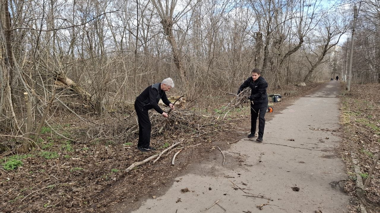 Джан Погодин-Новиков: Сегодня принял участие в общегородском субботнике, инициированном Главой городского округа Сергеем Соловьевым Джан Погодин-Новиков: Сегодня принял участие в общегородском субботнике, инициированном Главой городского округа Сергеем Соловьевым