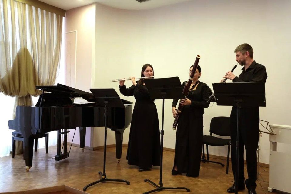 Заглянуть в эпочу кружев и фуг Заглянуть в эпочу кружев и фуг