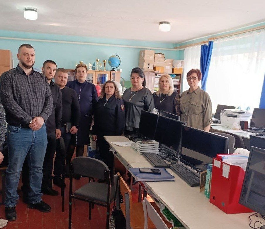 111Правоохранители республики напомнили родителям школьников и учителям о ключевых правилах безопасности детей и цифровой гигиены 111Правоохранители республики напомнили родителям школьников и учителям о ключевых правилах безопасности детей и цифровой гигиены