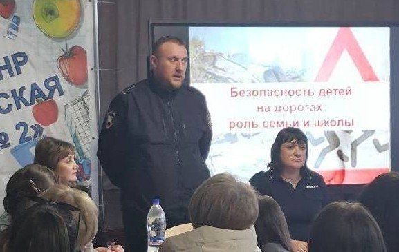 111Правоохранители республики напомнили родителям школьников и учителям о ключевых правилах безопасности детей и цифровой гигиены 111Правоохранители республики напомнили родителям школьников и учителям о ключевых правилах безопасности детей и цифровой гигиены