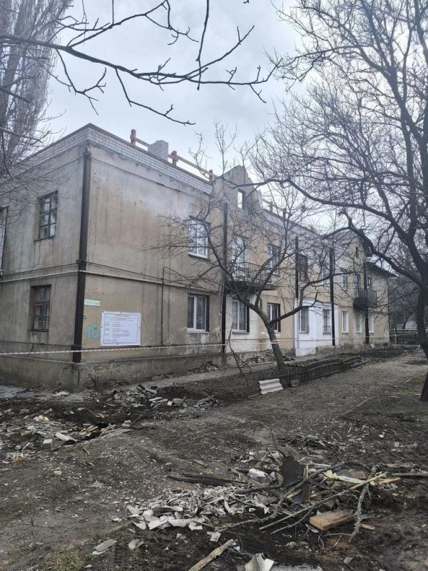 На улице Суворова в Первомайске начался ремонт жилого дома На улице Суворова в Первомайске начался ремонт жилого дома