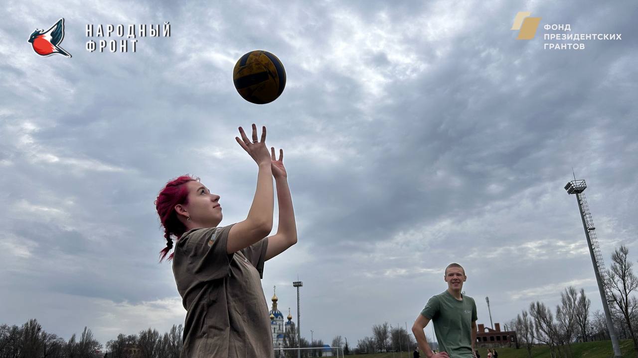 Спортивный день на свежем воздухе с Молодёжкой НФ! Спортивный день на свежем воздухе с Молодёжкой НФ!