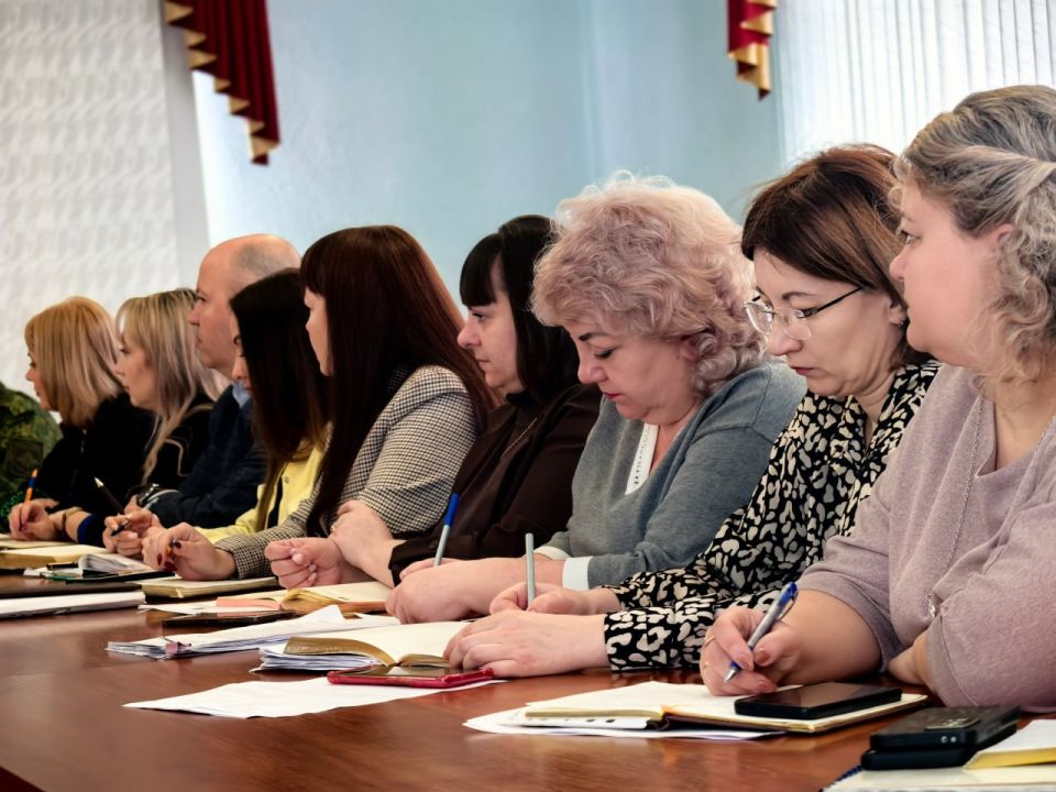 Сергей Козенко: Сегодня провел расширенное аппаратное совещание с руководителями структурных подразделений Администрации, начальниками управления и отделов по жизнеобеспечению населенных пунктов округа Сергей Козенко: Сегодня провел расширенное аппаратное совещание с руководителями структурных подразделений Администрации, начальниками управления и отделов по жизнеобеспечению населенных пунктов округа