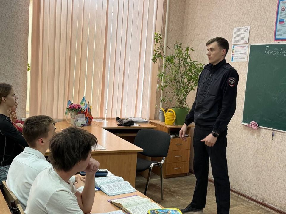 Безопасность начинается с детства! Безопасность начинается с детства!
