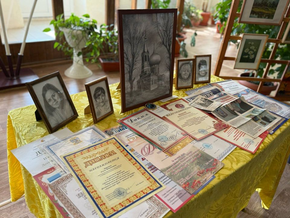 «Жизнь, рассказанная кистью» «Жизнь, рассказанная кистью»