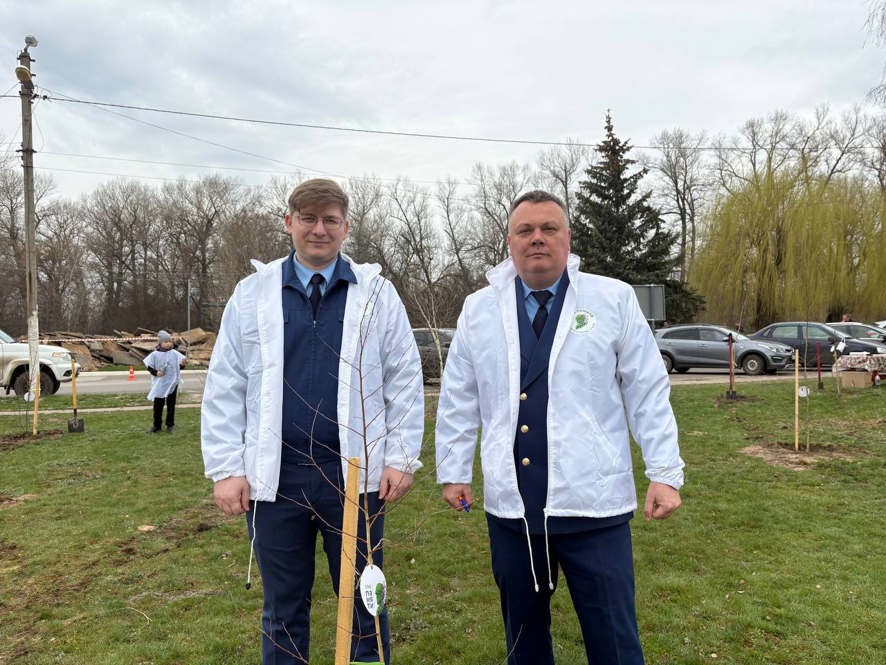 Альберт Зинченко: 30 марта в Станично-Луганском МО прошла патриотическая акция «Сад памяти» Альберт Зинченко: 30 марта в Станично-Луганском МО прошла патриотическая акция «Сад памяти»