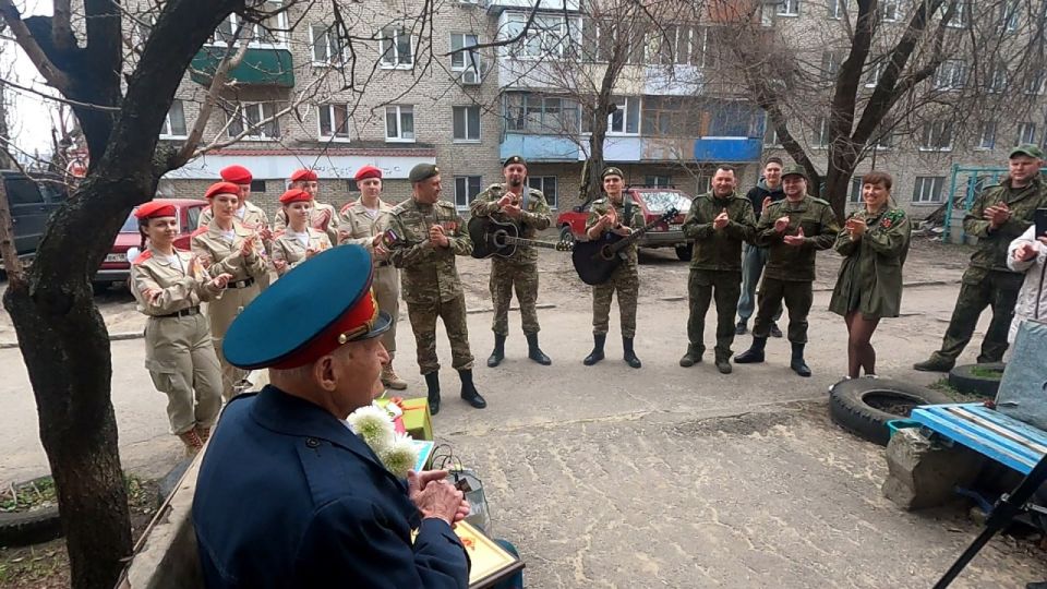 Ветеран Великой Отечественной войны Григорий Пономаренко отметил 100-летний юбилей Ветеран Великой Отечественной войны Григорий Пономаренко отметил 100-летний юбилей