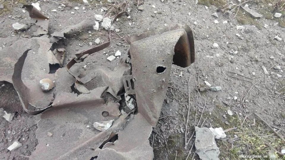 ЛНР ночью подверглась массированной атаке беспилотников ВСУ ЛНР ночью подверглась массированной атаке беспилотников ВСУ