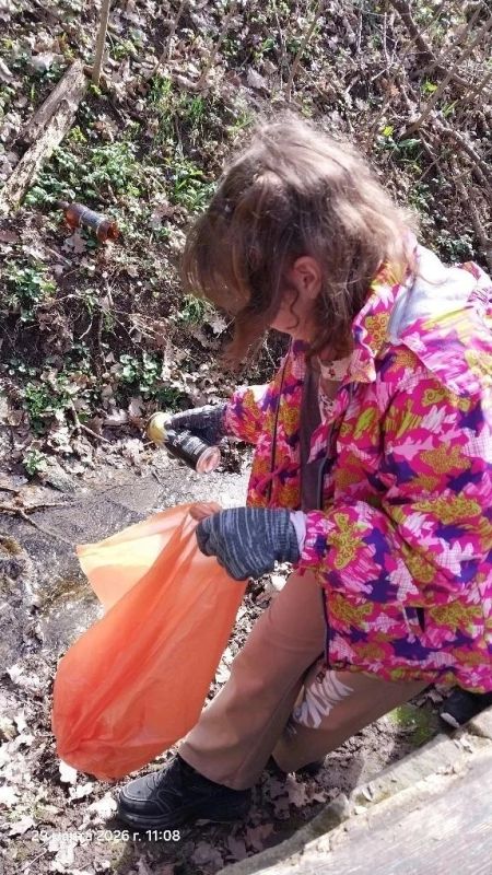 Любимое место для занятий и тренировок юных туристов города Ровеньки - Тихая поляна стала чище, светлее и просторнее! Любимое место для занятий и тренировок юных туристов города Ровеньки - Тихая поляна стала чище, светлее и просторнее!