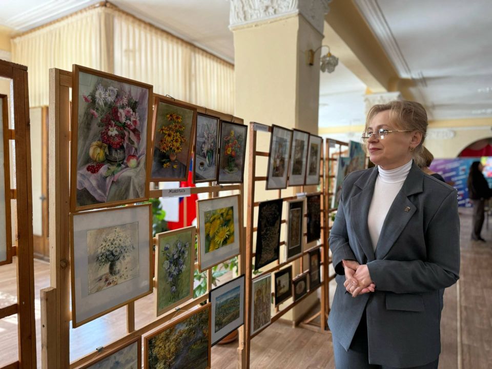 «Жизнь, рассказанная кистью» «Жизнь, рассказанная кистью»