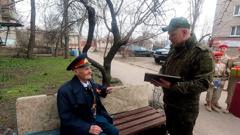 Ветеран Великой Отечественной войны Григорий Пономаренко отметил 100-летний юбилей Ветеран Великой Отечественной войны Григорий Пономаренко отметил 100-летний юбилей