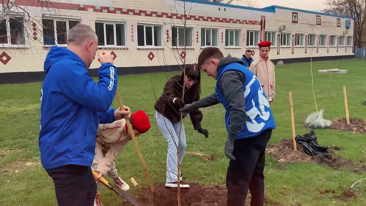 Леонид Пасечник: Несмотря ни на что, Луганская Народная Республика продолжает обустраивать мирную жизнь