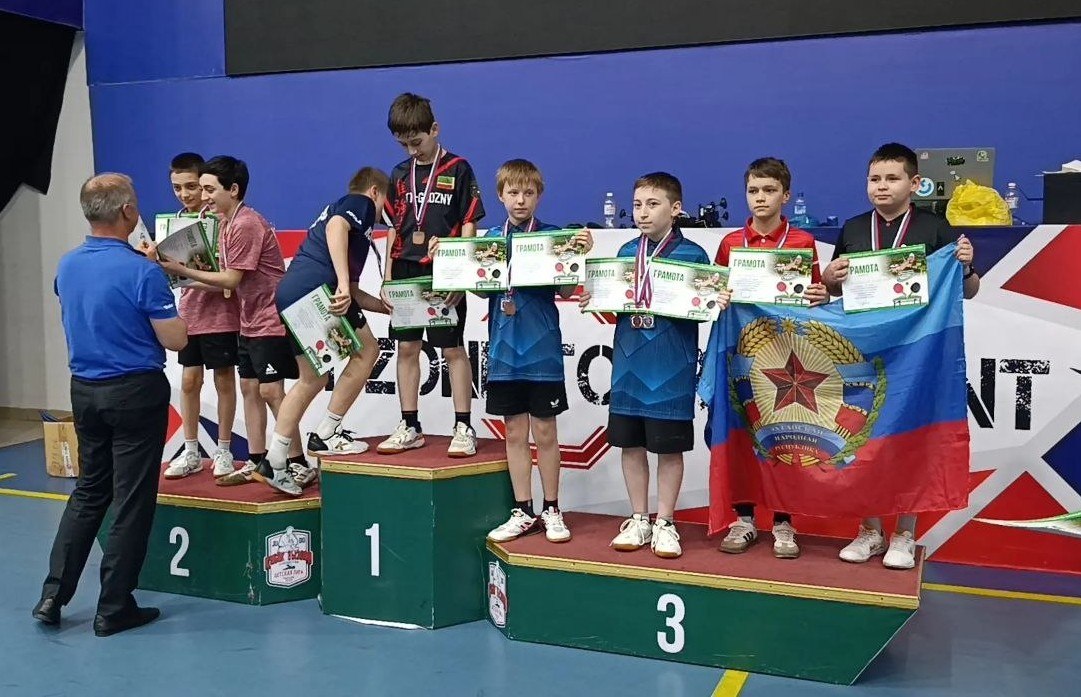 Алчевские спортсмены приняли участие в первенстве по настольному теннису Алчевские спортсмены приняли участие в первенстве по настольному теннису