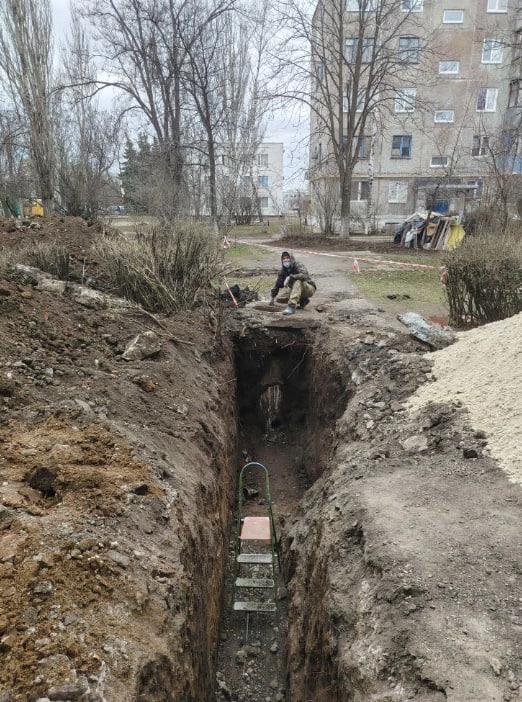 Калужские специалисты занялись подготовкой к ремонту канализации в одном из административных зданий Первомайска Калужские специалисты занялись подготовкой к ремонту канализации в одном из административных зданий Первомайска