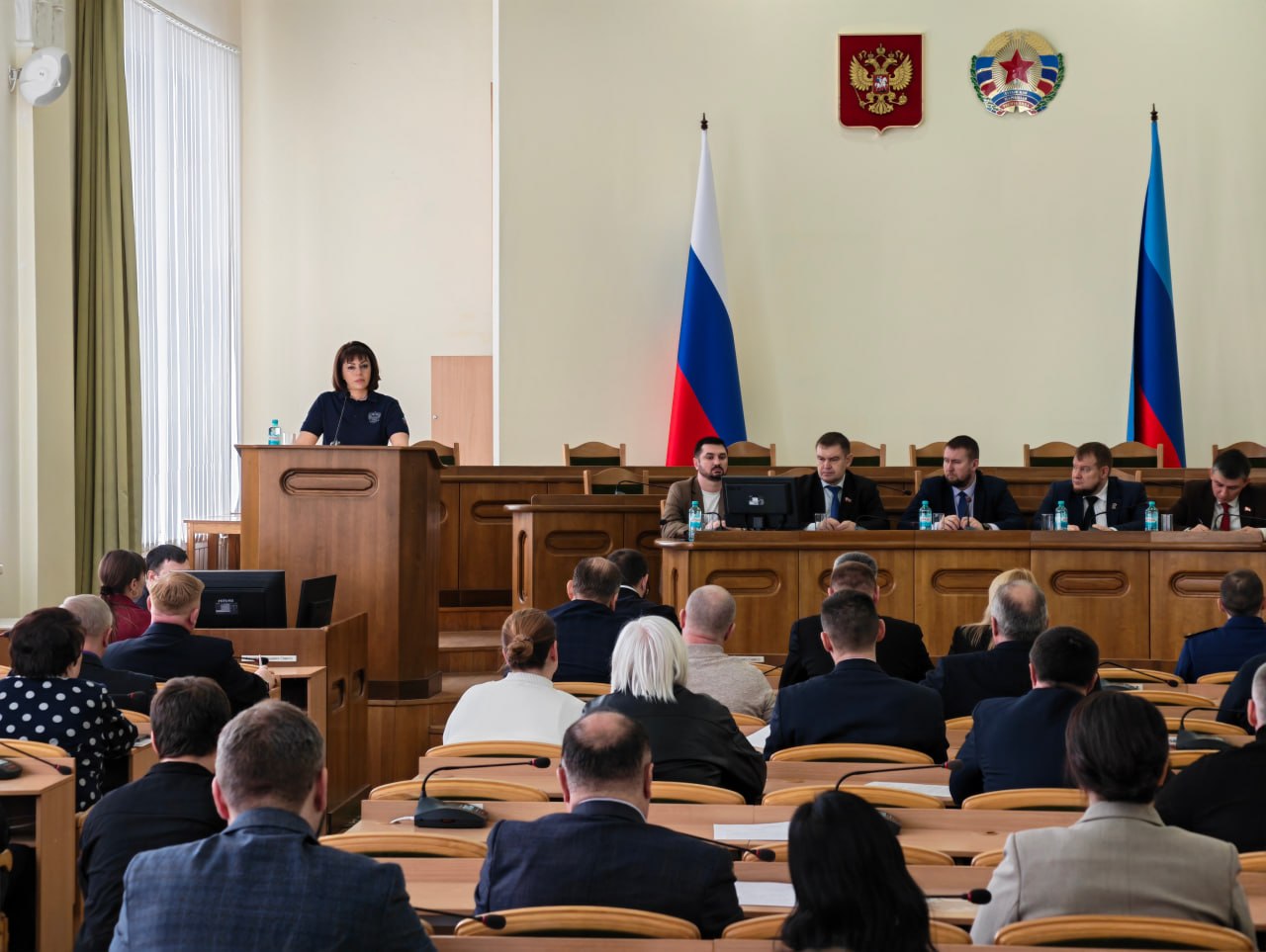 Анна Сорока: 26 марта в ходе заседания Народного Совета Луганской Народной Республики выступила перед депутатским корпусом с ежегодным докладом о результатах своей деятельности