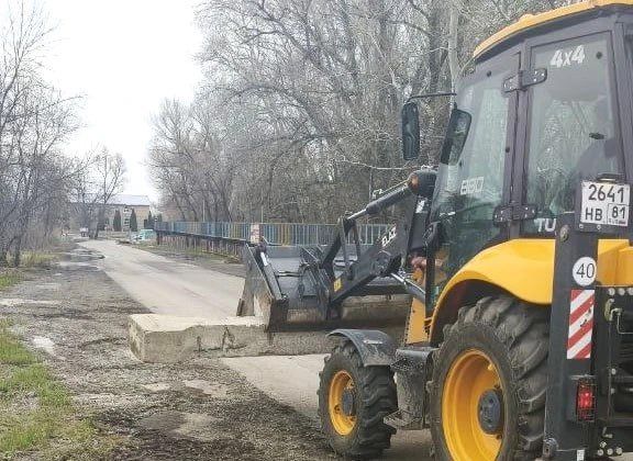 Марина Филиппова: Новоайдар: Мост снова свободен! Дорога открыта для всех! Марина Филиппова: Новоайдар: Мост снова свободен! Дорога открыта для всех!