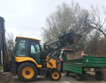 Марина Филиппова: Новоайдар: Мост снова свободен! Дорога открыта для всех!