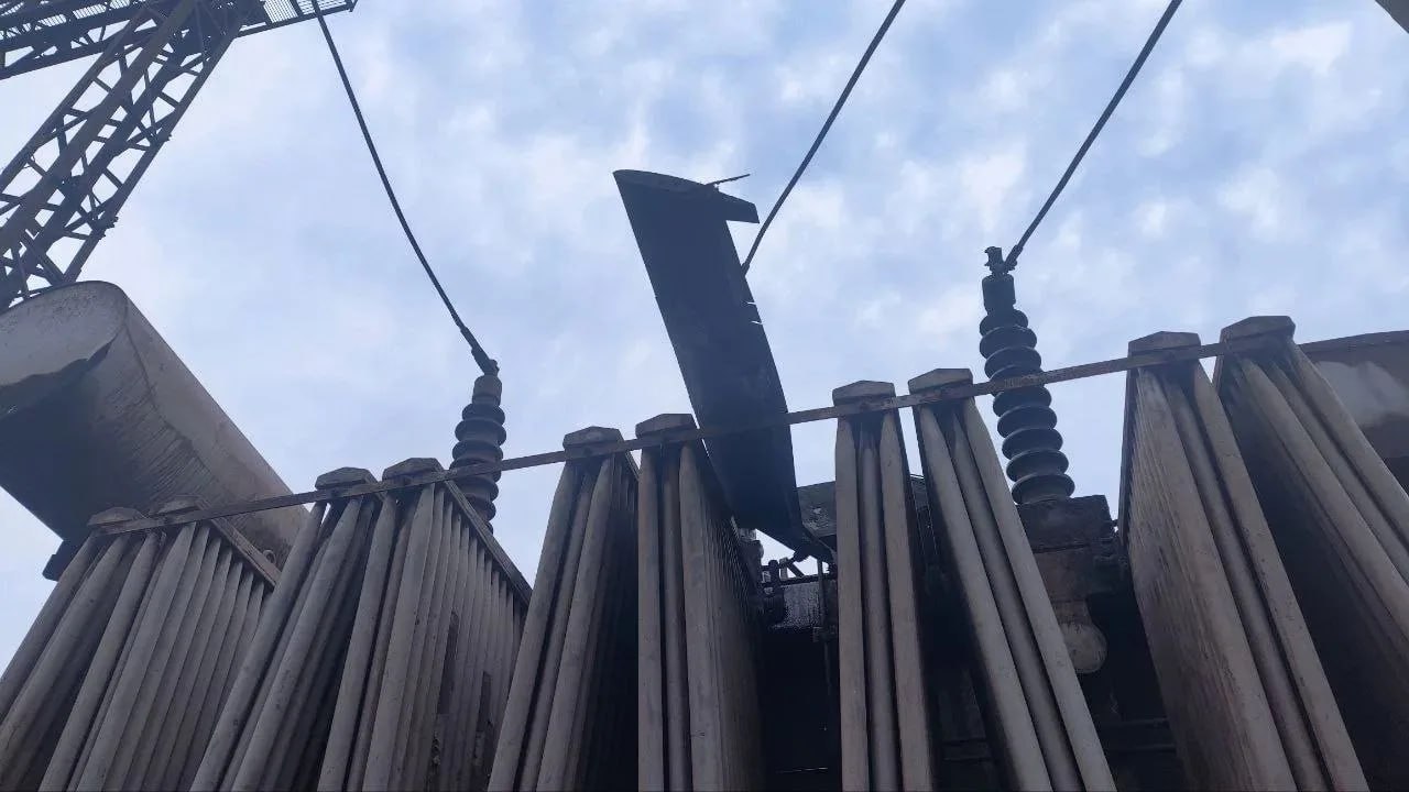 Ночью ВСУ нанесли массированный удар по ЛНР Ночью ВСУ нанесли массированный удар по ЛНР