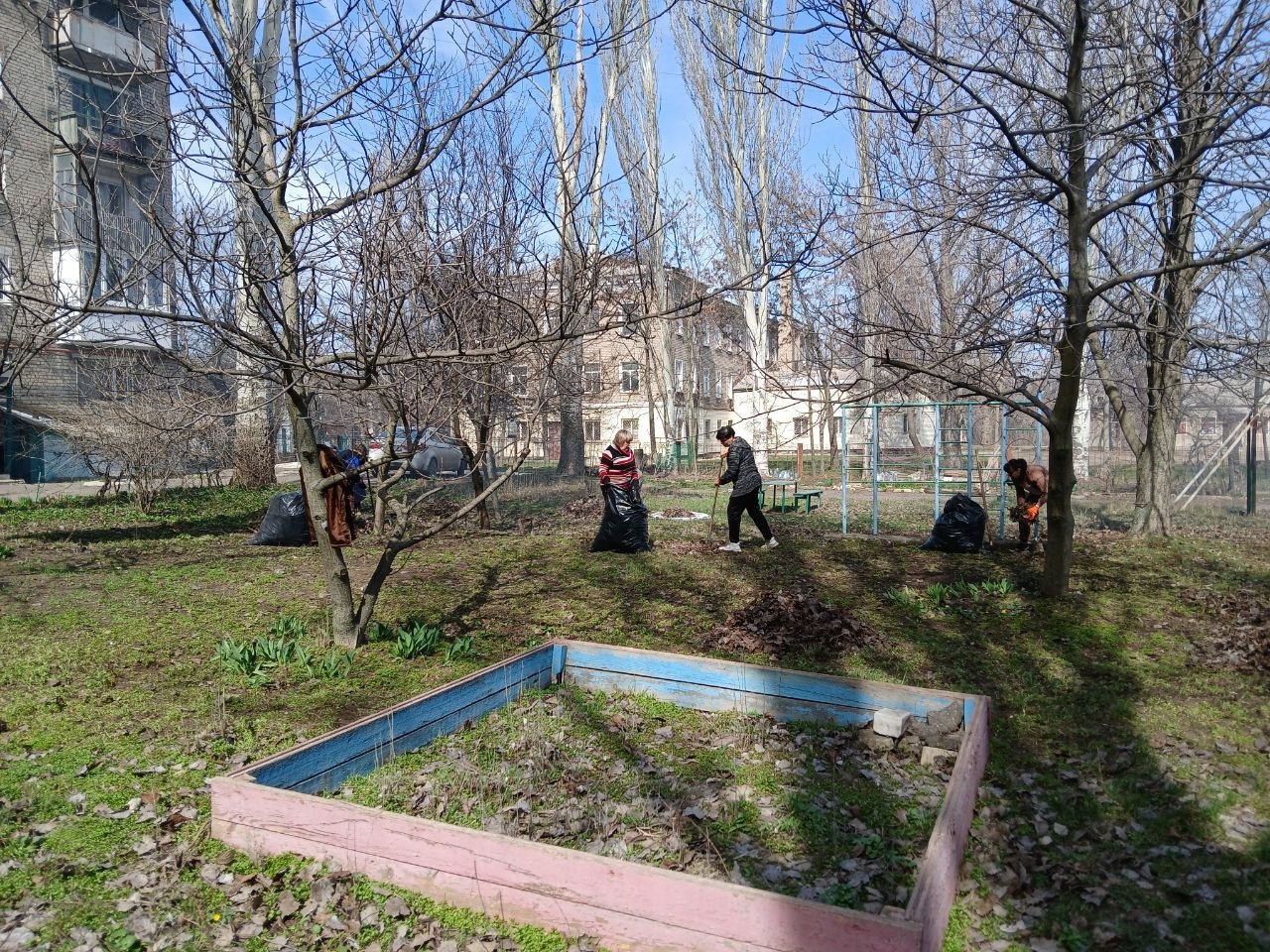 Вместе – за чистый двор и любимый город! Вместе – за чистый двор и любимый город!