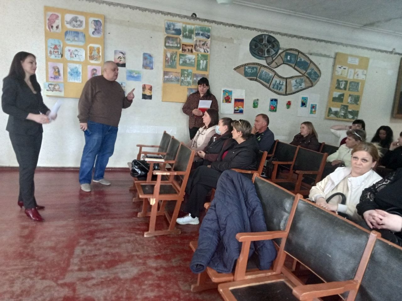 Сегодня принял участие во встрече с заместителем главы Администрации Алесей Манько и начальником Успенского отдела по жизнеобеспечению Татьяной Мычкой