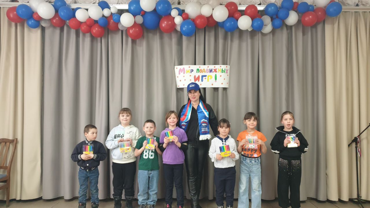 Для юных жителей сёл Кременского муниципального округа в Голубовком сельском клубе прошел игровой спортивный час, «Мир подвижных игр» Для юных жителей сёл Кременского муниципального округа в Голубовком сельском клубе прошел игровой спортивный час, «Мир подвижных игр»