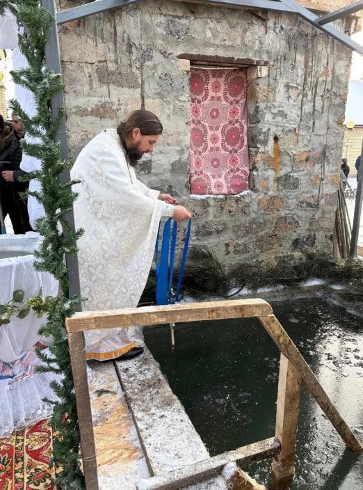 Калужский предприниматель доставил помощь в храм Первомайска Калужский предприниматель доставил помощь в храм Первомайска